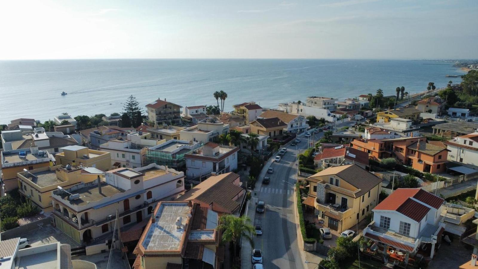 Villa Santa Barbara อาโวลา ภายนอก รูปภาพ